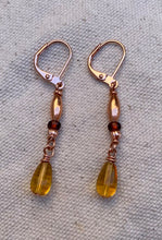 Load image into Gallery viewer, Elida Earrings: Copper &amp; Glass
